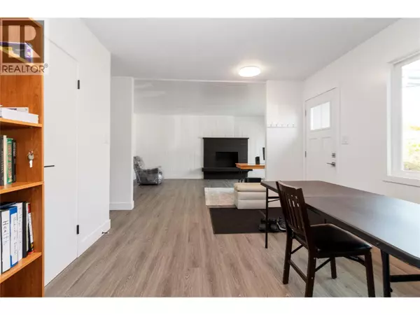 Kelowna, BC V1Y3P9,1352 Alder Court