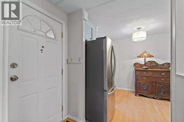 Salmon Arm, BC V1E2N4,1361 30 ST Southeast #43