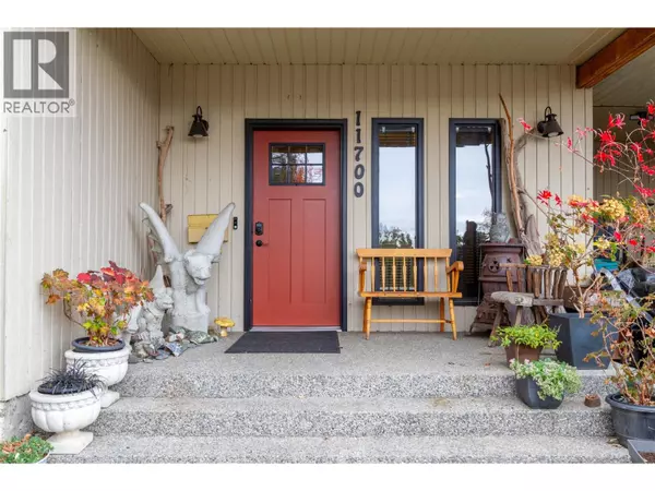 11700 Palfrey Drive W, Coldstream, BC V1B1A8