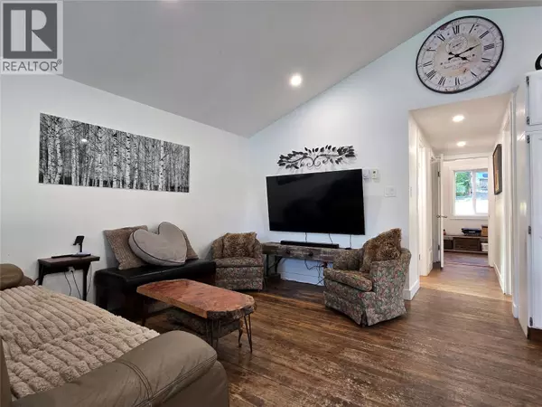 Loon Lake, BC V0K1H1,2438 Loon Lake Road