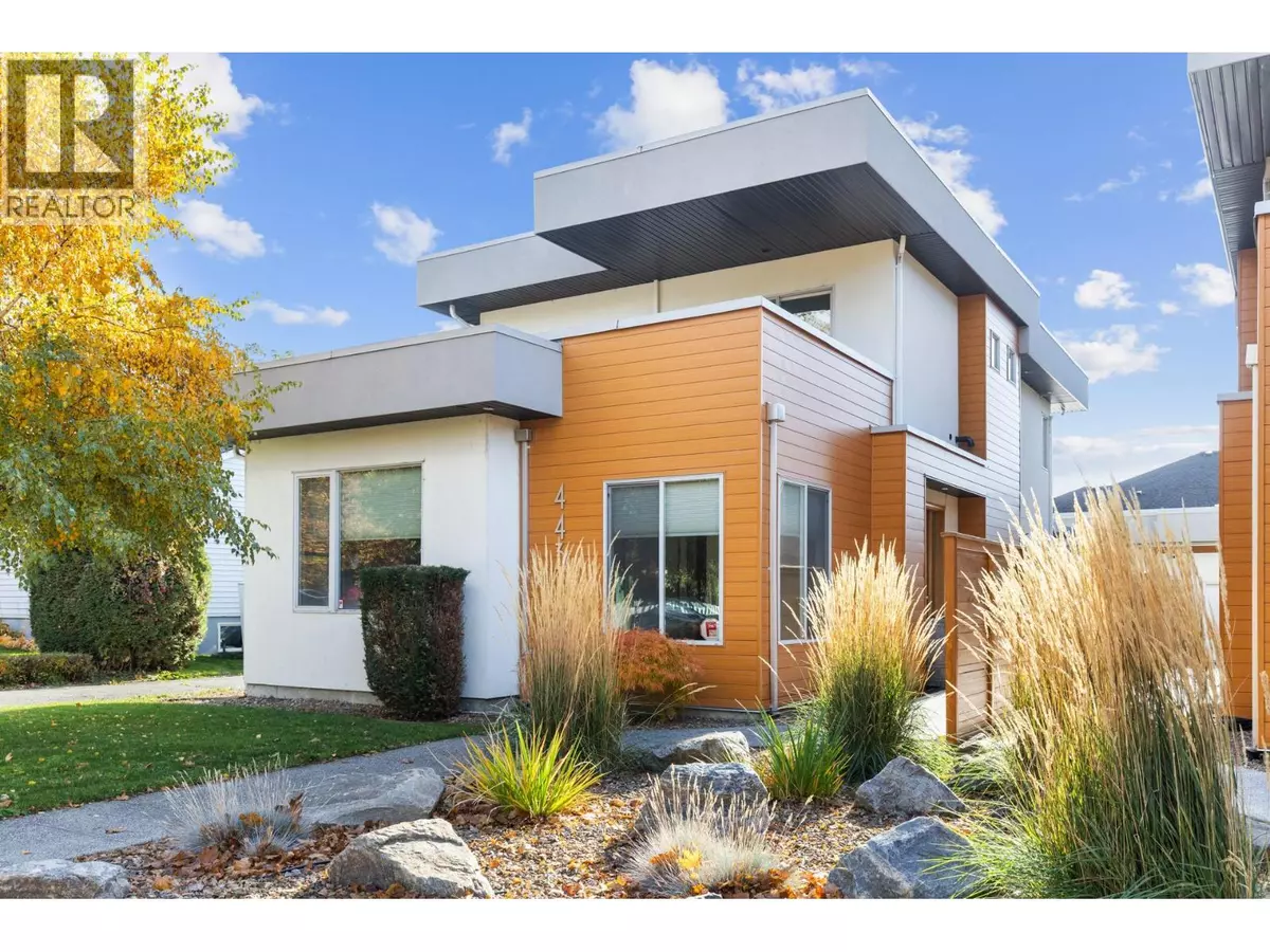 Kelowna, BC V1Y5H9,443 Christleton Avenue