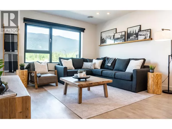 1701 Coursier AVE #2206, Revelstoke, BC V0E2S3