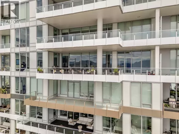 Kelowna, BC V1Y0L4,1181 Sunset DR #2602