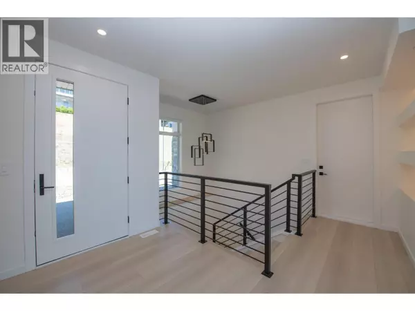 Vernon, BC V1H2K8,8820 Oxford Road