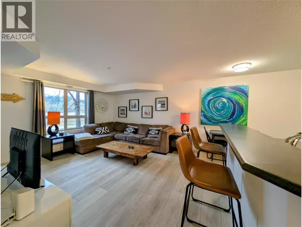 Invermere, BC V0A1K7,205 THIRD AVE #2108