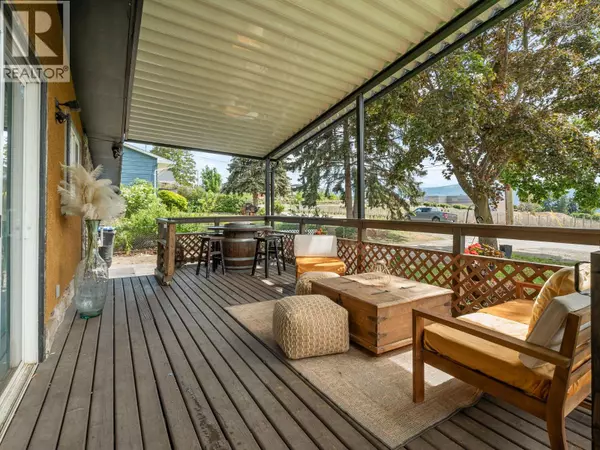 West Kelowna, BC V1Z1N8,858 Douglas Road