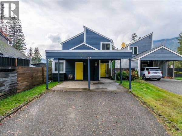 Revelstoke, BC V0E2S0,141 Greely Crescent