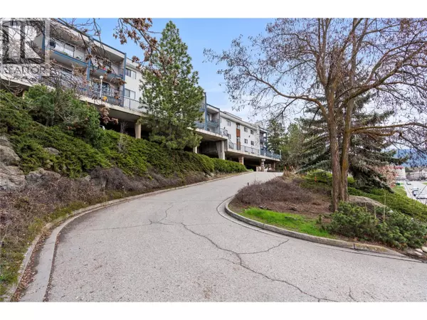 Vernon, BC V1T8M3,3901 32 AVE #210