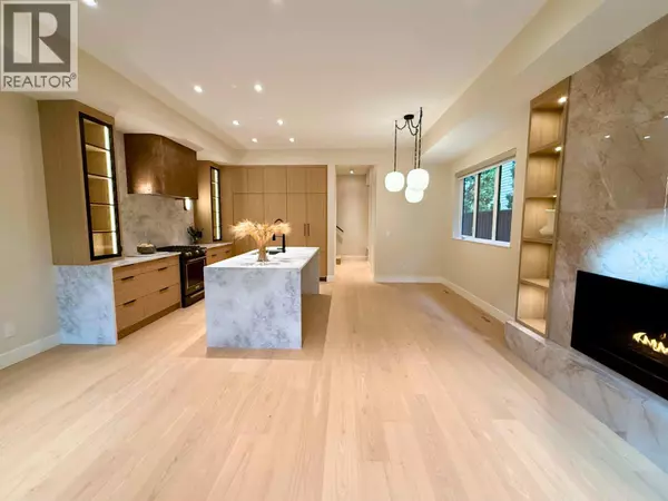 Kelowna, BC V1Y6V4,781 Martin AVE #4