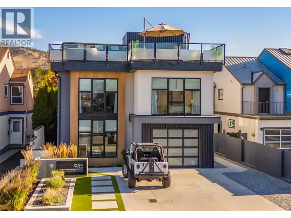 985 Manhattan Drive, Kelowna, BC V1Y1H7