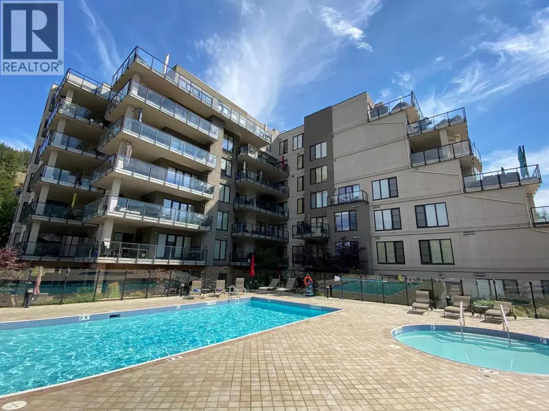 326 Mara Lake LN #401, Sicamous, BC V0E2V1