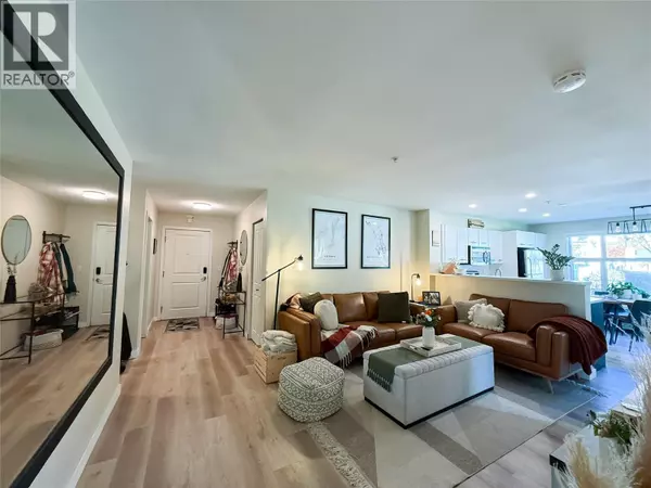 533 Yates RD #114, Kelowna, BC V1V2T7