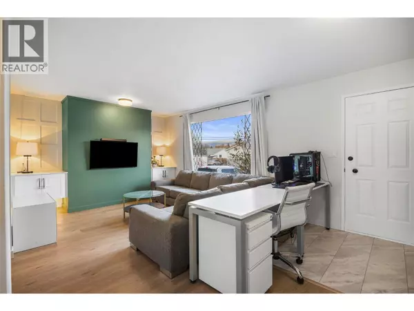 Kelowna, BC V1X4B1,470 Gerstmar Road