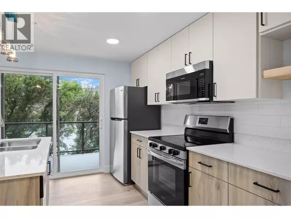 Kamloops, BC V2H1T7,207 ROYAL AVE #204