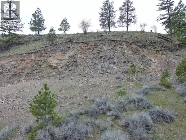 Kelowna, BC V1V2Y3,720 Pinehaven Court