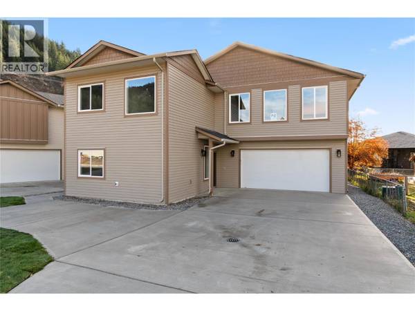 300 BROOKE Drive, Chase, BC V0E1M0