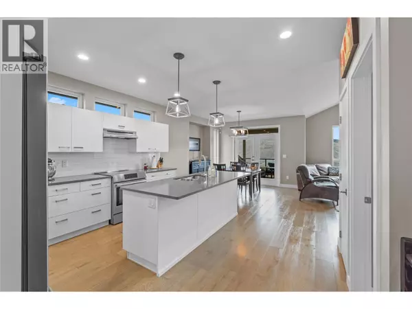 Kamloops, BC V2B0H2,2064 SADDLEBACK Drive