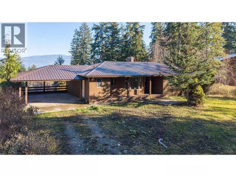 4358 Chamberlain Road, Spallumcheen, BC V4Y0M1