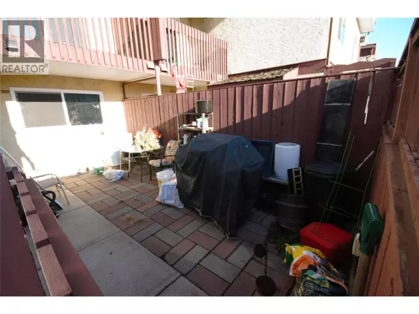 Oliver, BC V0H1T9,5877 Main ST #11