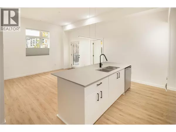 Kelowna, BC V1Y9M1,660 Cawston AVE #105