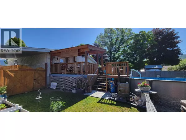 Fruitvale, BC V0G1L0,77 Juniper Avenue