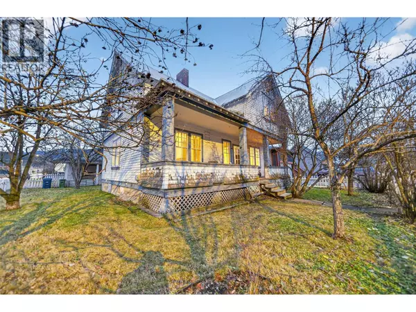 Fernie, BC V0B1M5,892 9th Avenue