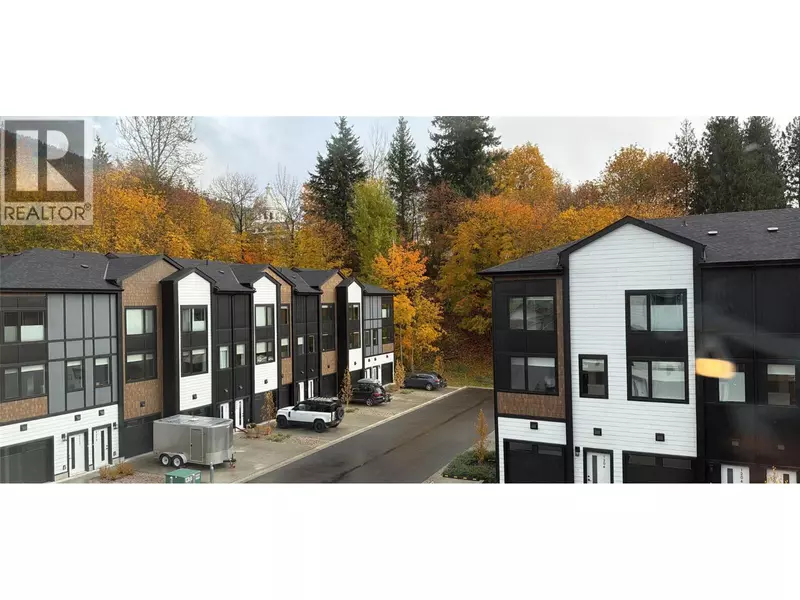 406 King Street, Revelstoke, BC V0E2S0