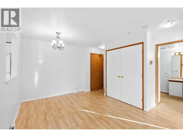 Kelowna, BC V1W3W4,3180 De Montreuil CT #201