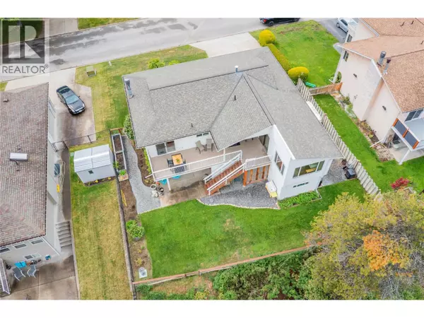 Castlegar, BC V1N3W5,1923 Riverside Crescent