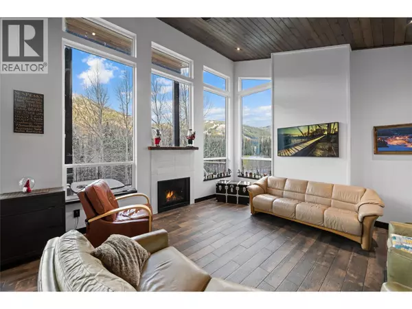 Kamloops, BC V0E5N0,2418 FAIRWAYS Drive