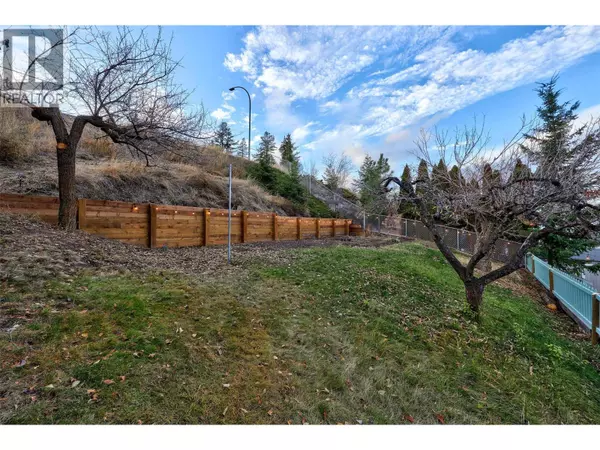 Kamloops, BC V1S1A4,2249 SIFTON Lane