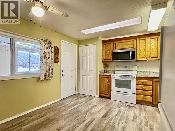 Oliver, BC V0H1T3,6601 Tucelnuit DR #41