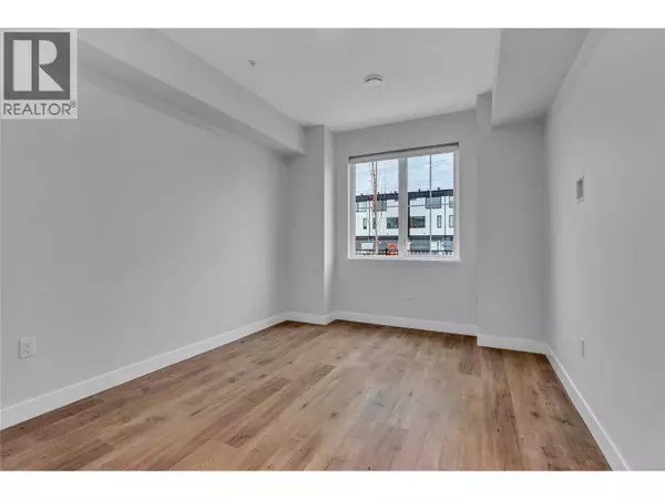 Penticton, BC V2A1K8,726 Westminster AVE West #101