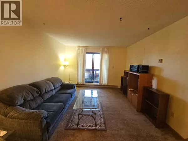 Tumbler Ridge, BC V0C2W0,307-195 Chamberlain Crescent