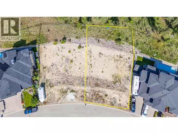 Kelowna, BC V1P1T3,1726 Carnegie Street