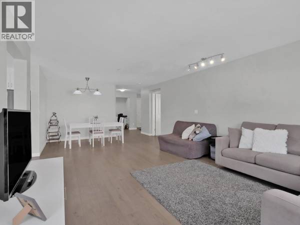 Kelowna, BC V1V2V3,563 Yates RD #202