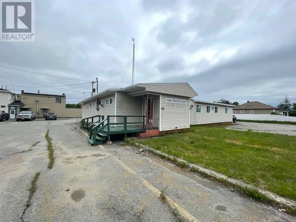 84 Memorial Avenue, Grand Falls-windsor, NL A2A1R9