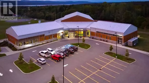 Pasadena, NL A0L1K0,16 Harvey Wight Crescent