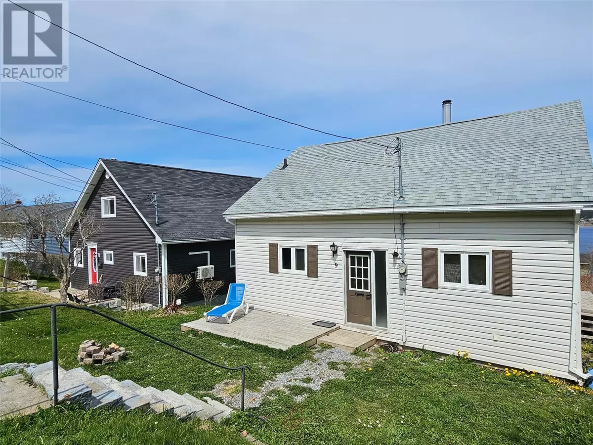 Corner Brook, NL A2H2G6,9 Gilletts Lane