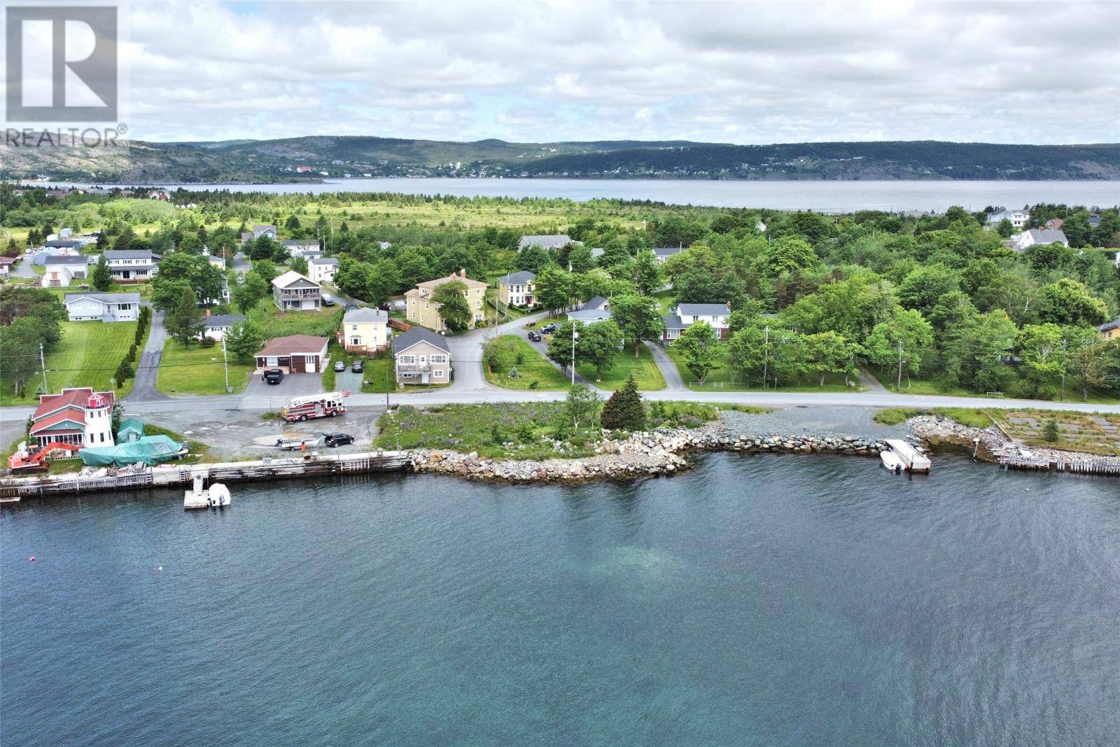 Bay Roberts, NL A0A1G0,236 Water Street