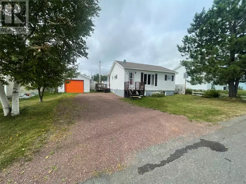 5 Sapling Street, Grand Falls Windsor, NL A2B1C9