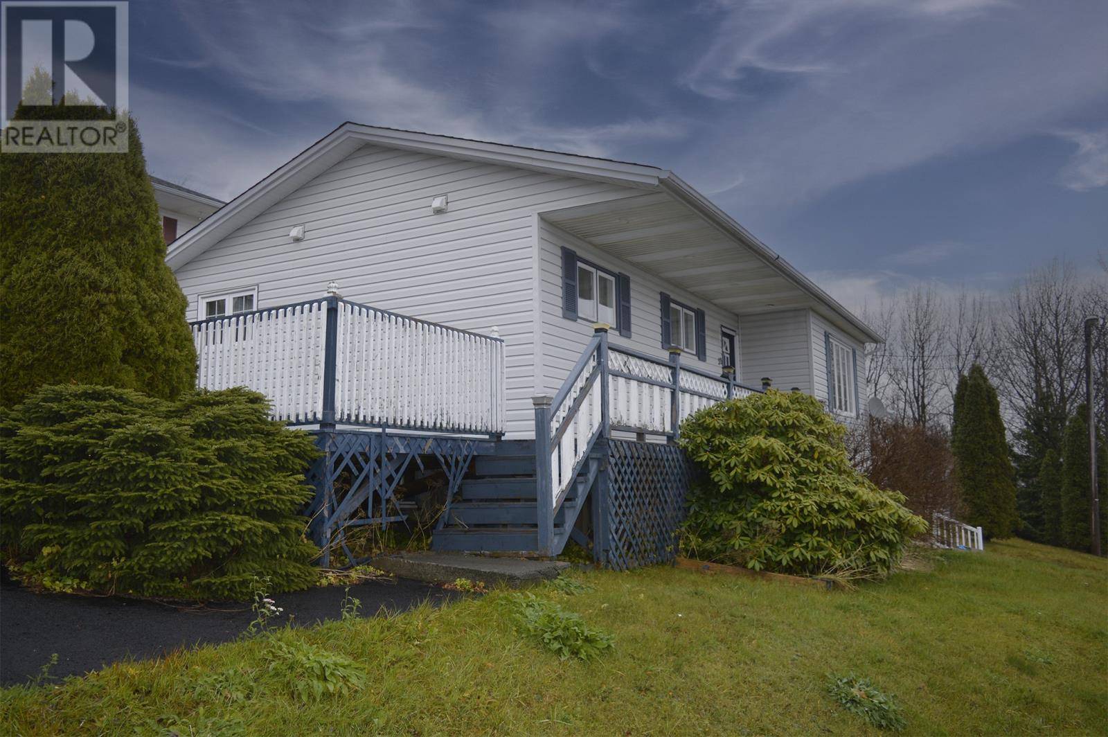 Carbonear, NL A1Y1A8,32 Bunker Hill