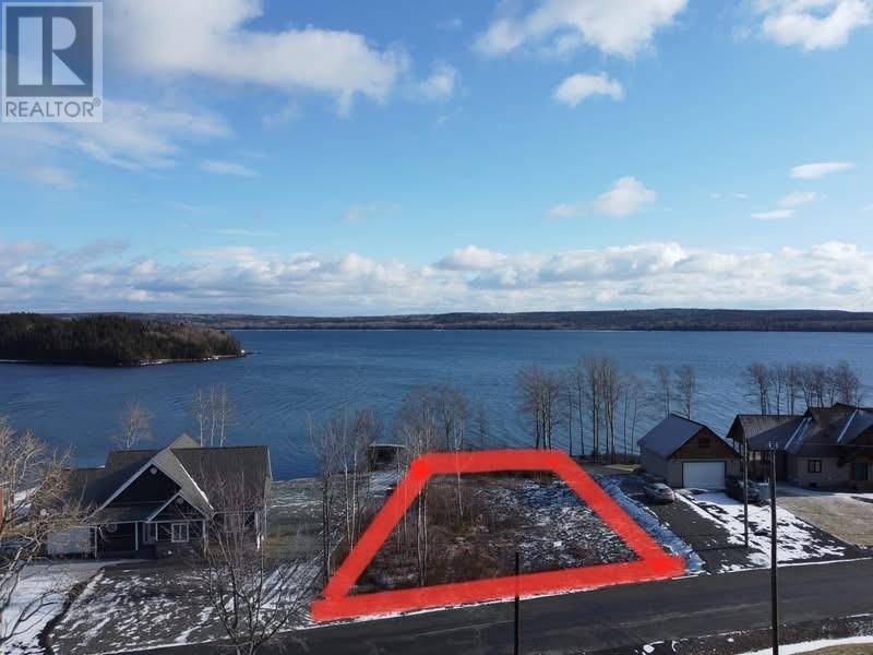 14 Old Briton Crescent, Lewisporte, NL A0G3A0