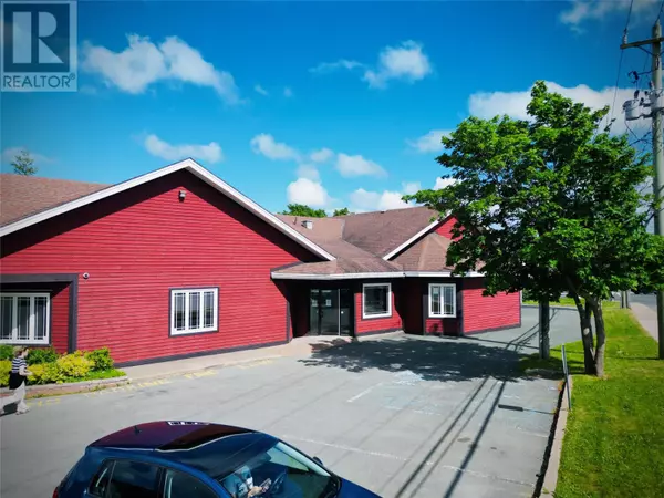 St. John's, NL A1E2C2,510 Topsail RD #105