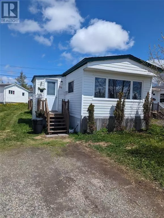 Gander, NL A1V1Y5,41 Gray Avenue