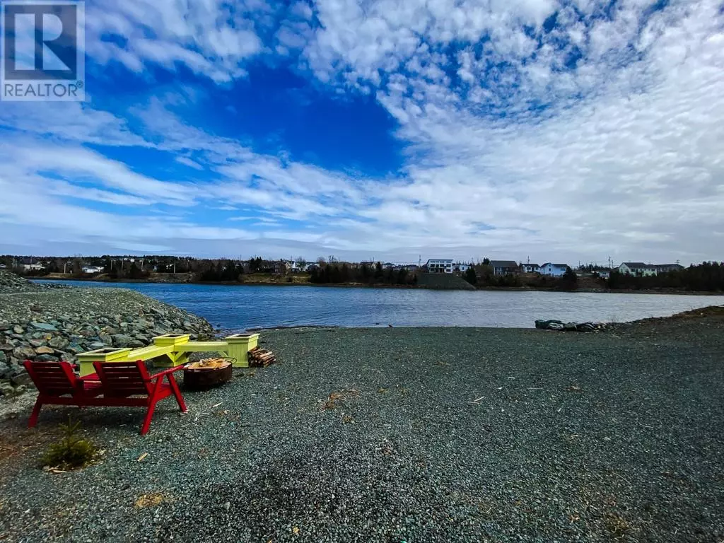 Bay Roberts, NL A0A1G0,36-38 Water Street
