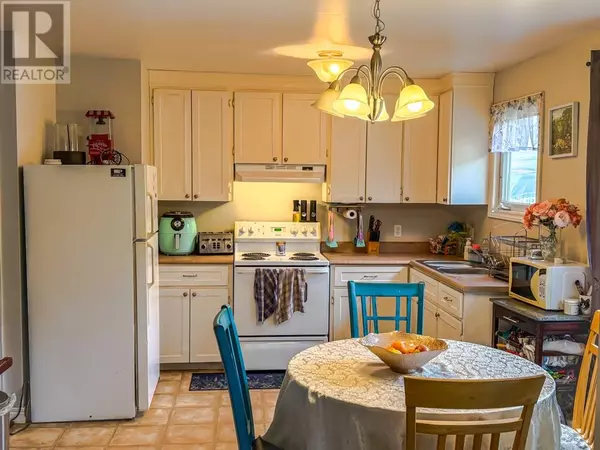 Bay Roberts, NL A0A1G0,403 Shearstown Road