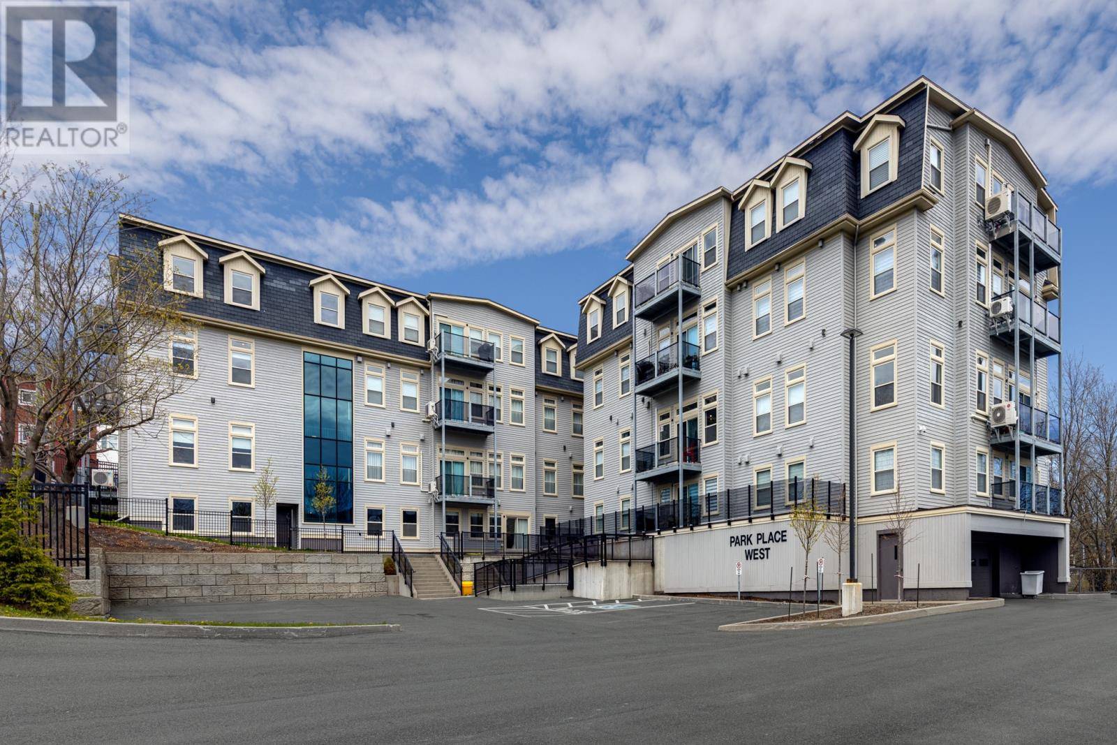 181 HAMILTON AVE #303, St. John's, NL A1E1J4
