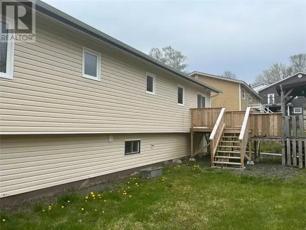 Clarenville, NL A5A1G2,29 Emerald Avenue