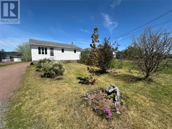 2 Sacrey's Road, Botwood, NL A0H1E0